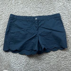 Black Old Navy shorts size 14